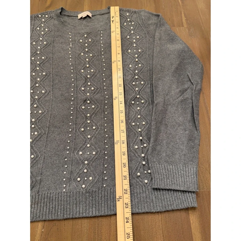 LOFT Outlet Women's‎ Gray Pearl Embellished Crew Neck Sweater Size L